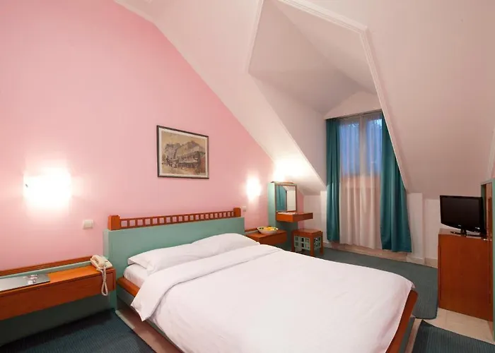 Eminent Ποντγορίτσα