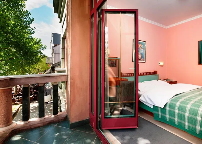 Eminent Ποντγορίτσα