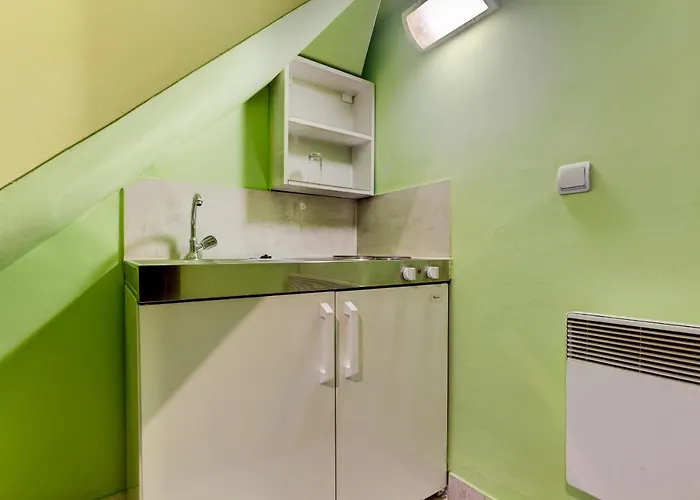 Ξενοδοχείο Eminent Ποντγορίτσα