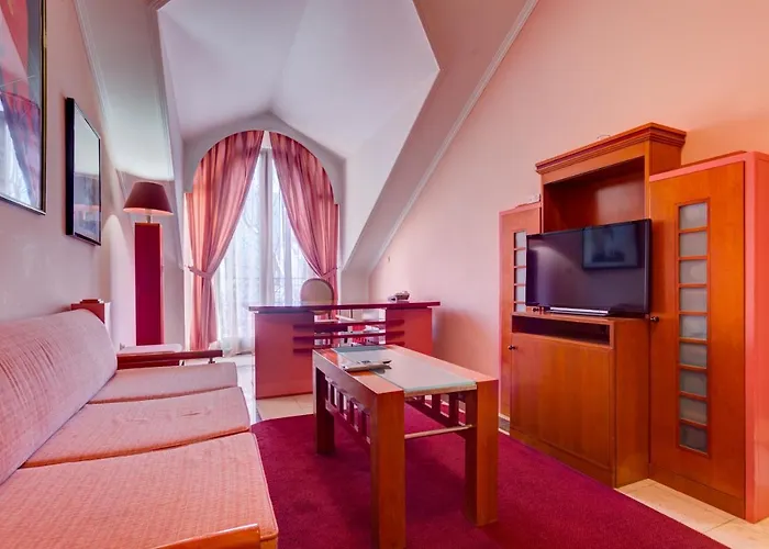 Eminent Ξενοδοχείο